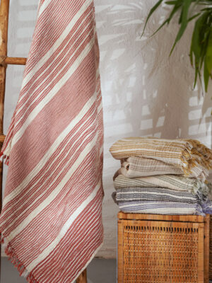 PESHTEMAL SOFT RED